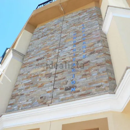 Apartamento Amplio En Urbanizacion Con Piscina. * Porto de Espasante